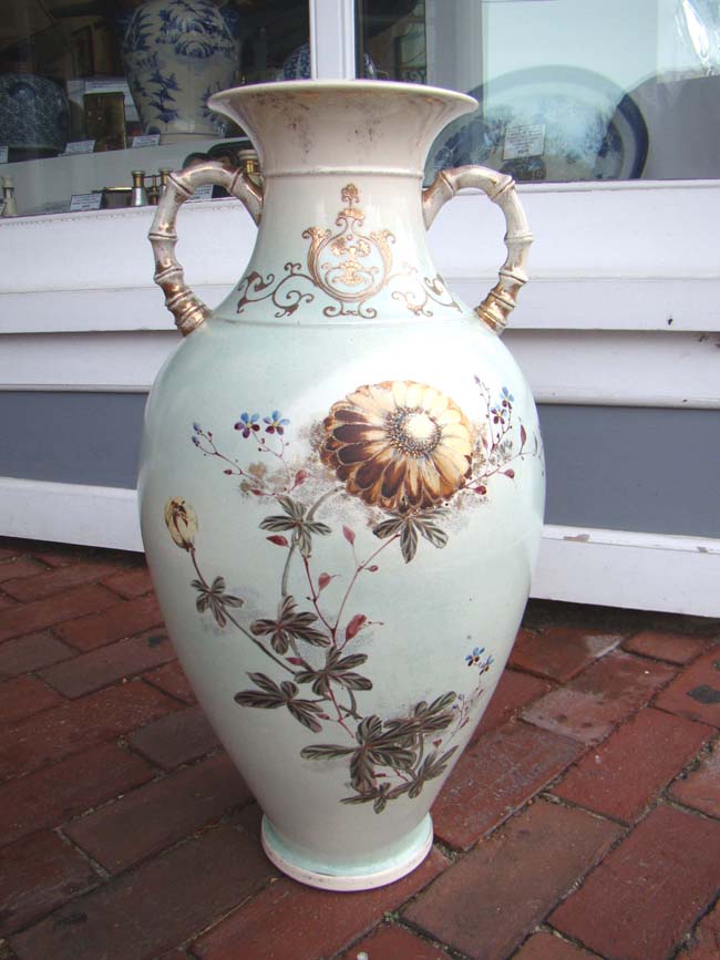 A beautiful Victorian hand decorated vase circa 1875 — image 2